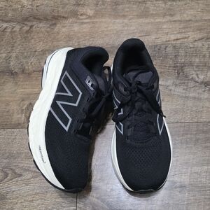 New Balance Black and White Athletic Running Shoes